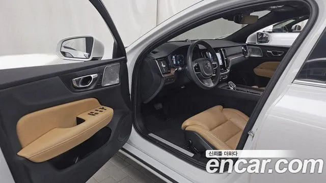 Volvo S60 2021 thumb 11