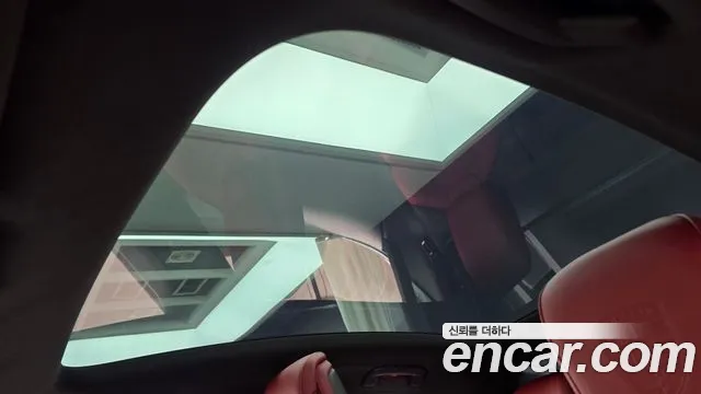 Porsche Taycan 2023 thumb 5