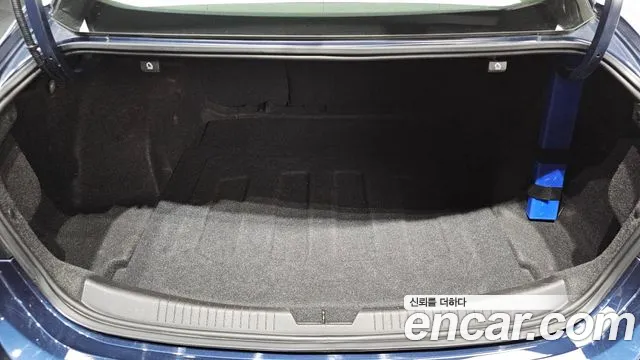 Chevrolet Malibu 2017 thumb 8