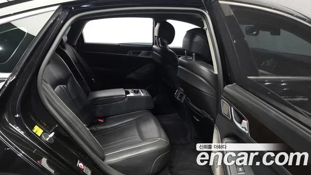 Genesis G80 2018 thumb 8