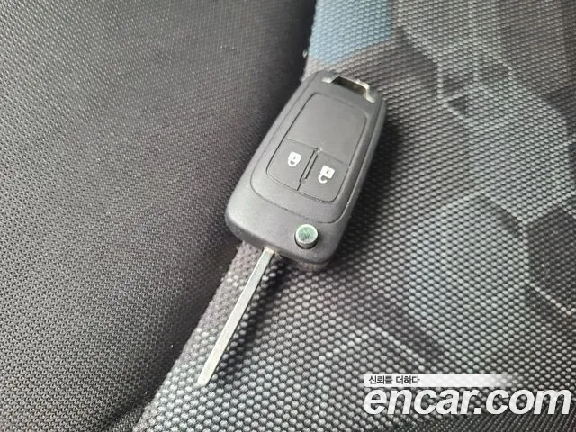 Chevrolet Spark 2016 thumb 2