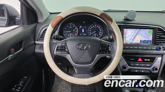 Hyundai Avante 2017 thumb 4