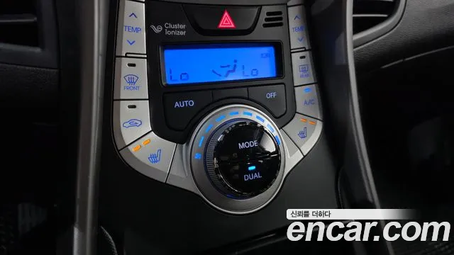 Hyundai Avante 2011 thumb 7