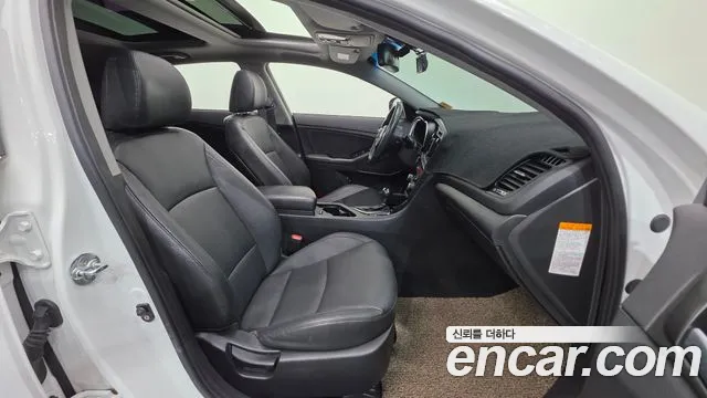 Kia K5 2014 thumb 12