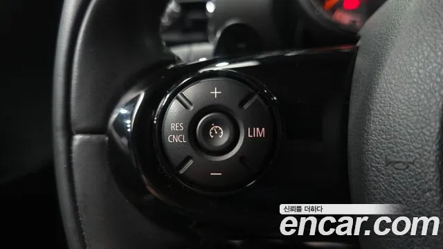 Mini Clubman 2020 thumb 2