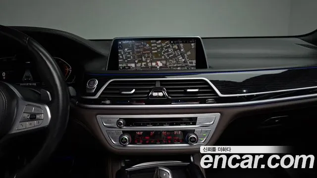BMW 7 серии 2021 thumb 3