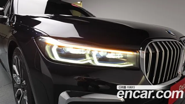 BMW 7 серии 2021 thumb 8