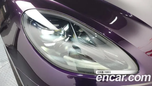 Porsche Macan 2020 thumb 11