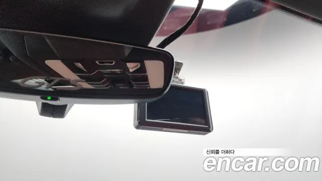 Porsche Macan 2020 thumb 9