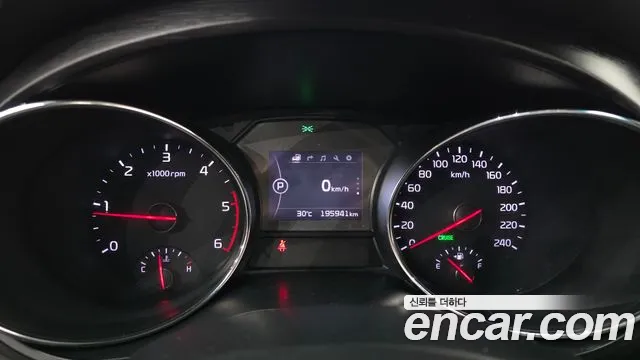 Kia Carnival 2018 thumb 12
