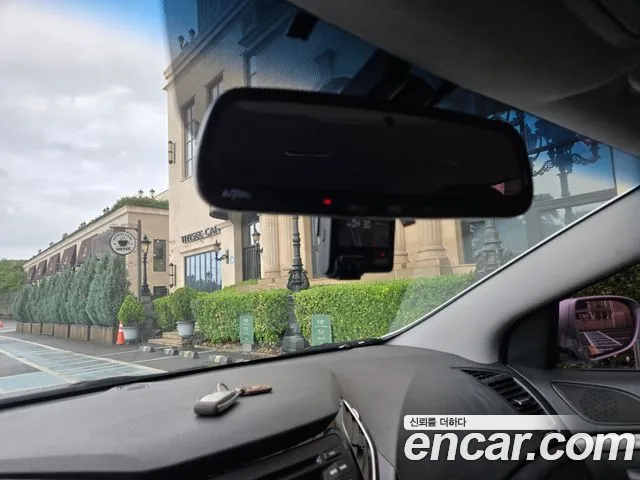 Hyundai i40 2012 thumb 3