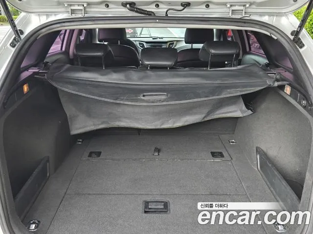Hyundai i40 2012 thumb 7