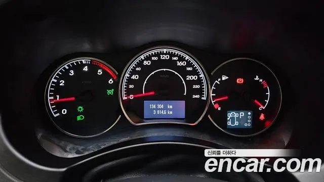 Renault QM5 2014 thumb 10