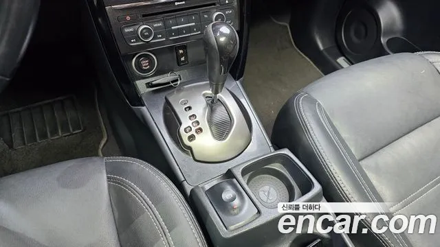 Renault QM5 2014 thumb 2