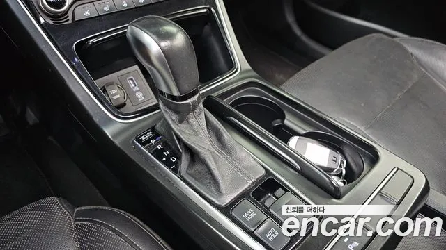 Hyundai Grandeur 2017 thumb 9