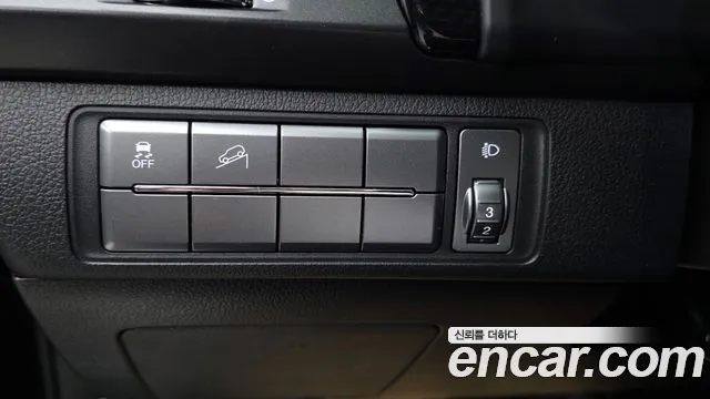KGM Rexton 2020 thumb 5