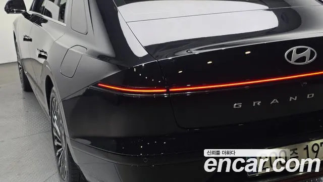 Hyundai Grandeur Hybrid 2024 thumb 12