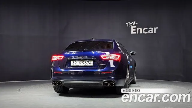 Maserati Ghibli 2019 thumb 5