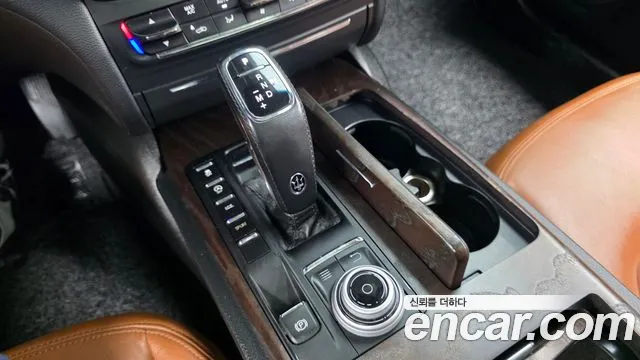 Maserati Ghibli 2019 thumb 9