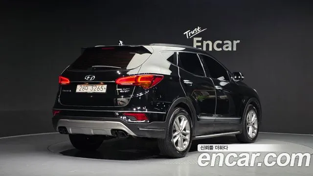 Hyundai Santafe 2016 thumb 9