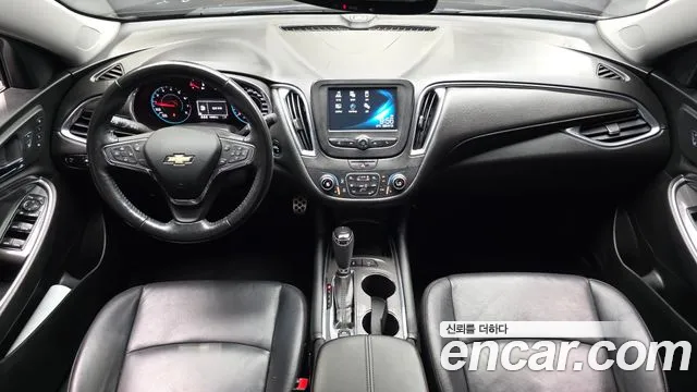 Chevrolet Malibu 2017 thumb 2