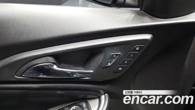 Chevrolet Malibu 2017 thumb 10