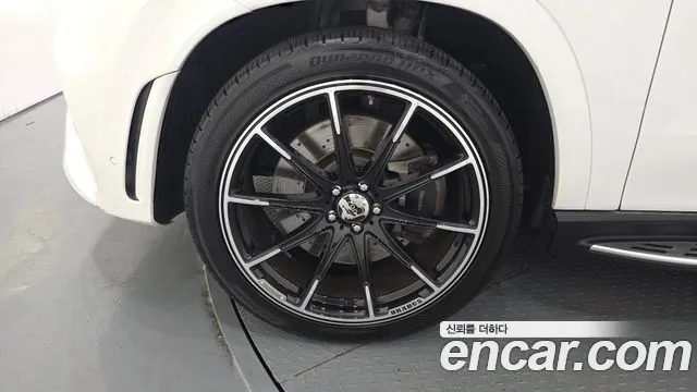 Mercedes-Benz E-Класс 2023 thumb 12