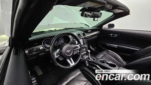 Ford Mustang 2021 thumb 7