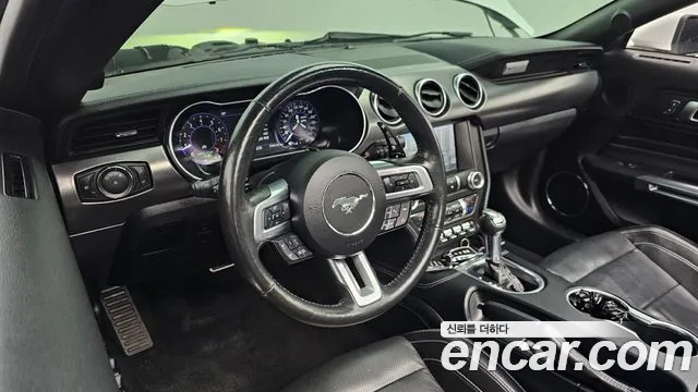 Ford Mustang 2021 thumb 12