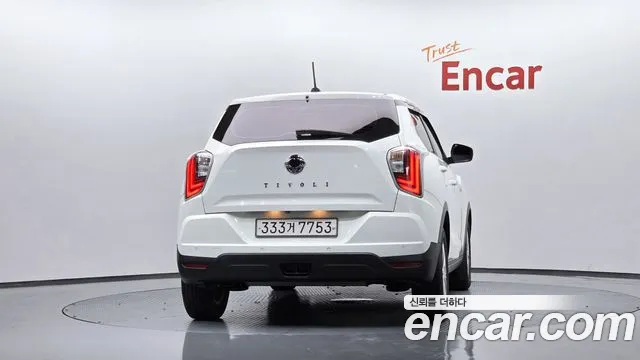 KGM Tivoli 2020 thumb 11