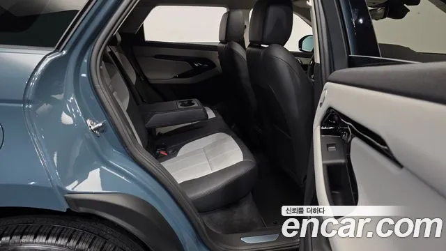 Land Rover Range Rover Evoque 2024 thumb 6
