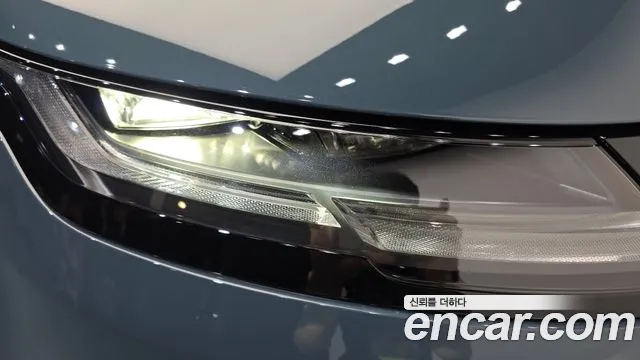 Land Rover Range Rover Evoque 2024 thumb 4