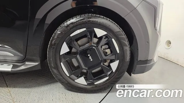 Kia Carnival 2025 thumb 2