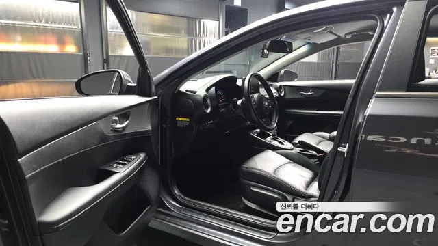 Kia K3 2018 thumb 8