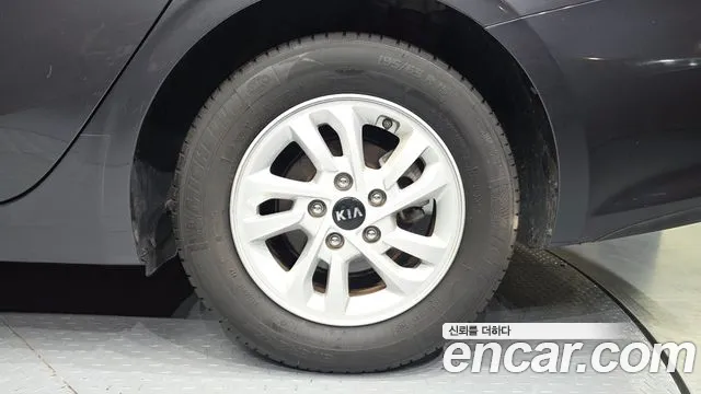 Kia K3 2018 thumb 9