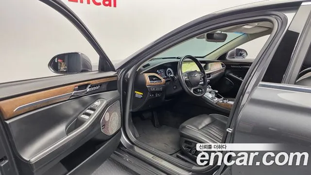 Genesis G90 2019 thumb 11