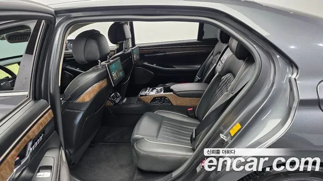 Genesis G90 2019 thumb 7