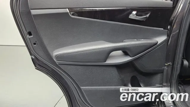 Kia Sorento 2015 thumb 3