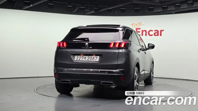 Peugeot 3008 2019 thumb 2