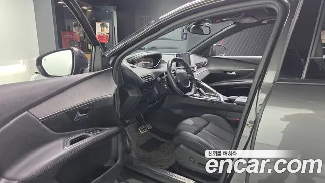Peugeot 3008 2019 thumb 12