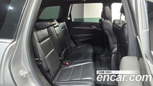 Jeep Grand Cherokee 2015 thumb 12
