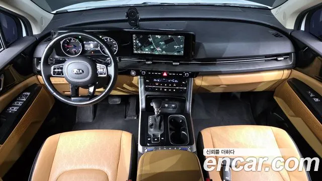 Kia Carnival 2021 thumb 11
