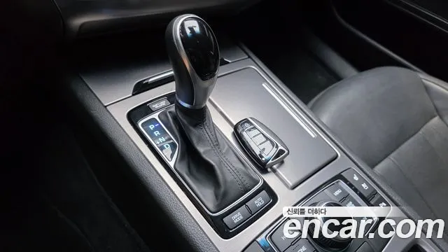 Hyundai Genesis 2016 thumb 8