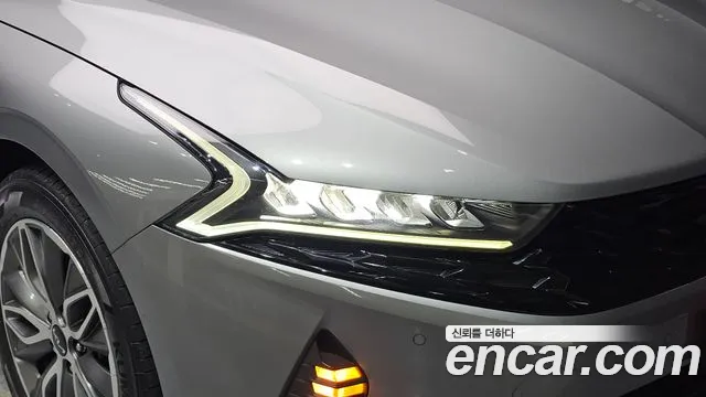 Kia Hybrid 2021 thumb 6