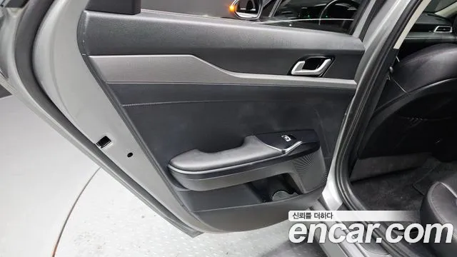 Kia Hybrid 2021 thumb 5