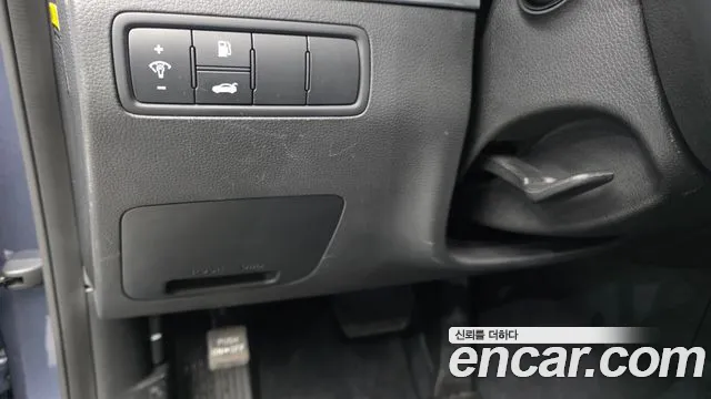 Hyundai Genesis 2014 thumb 6
