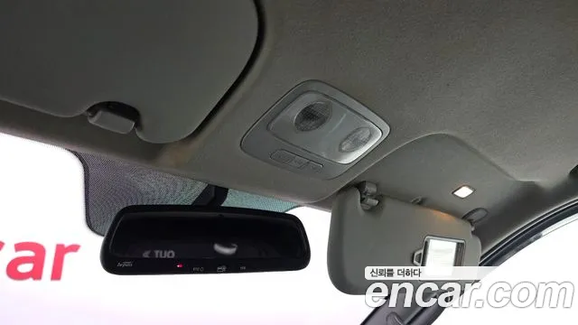 Hyundai Starex 2017 thumb 11
