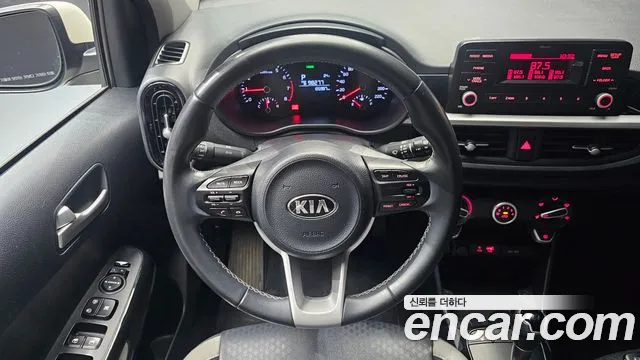 Kia Morning 2017 thumb 10