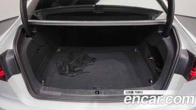 Audi A6 2015 thumb 10