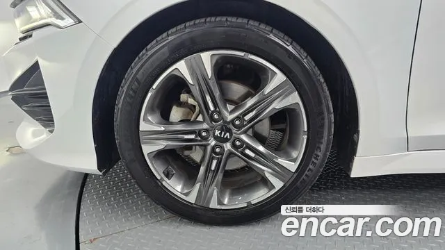 Kia K5 2019 thumb 4
